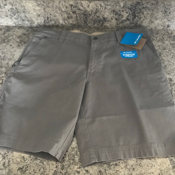 Columbia Other - Men’s Columbia grey shortsNWT last price drop!